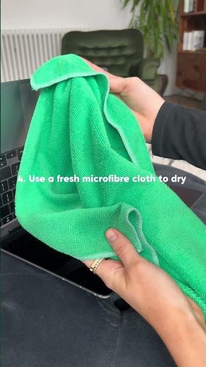 How to safely clean your laptop 💻🫧