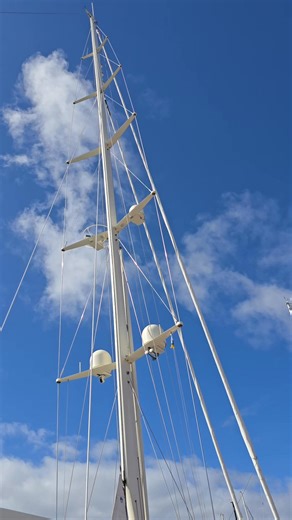 Gabriel Confino on Reels