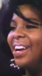Gladys Knight & The Pips Perform “I Heard It Through the Grapevine” Live (1970)