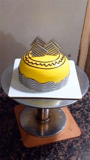 beautiful pineapple glaze finishing cake design🎂🎂 #cakedecorating #shortsviral #subscribe #cakedesi