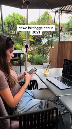 Koding di Tahun 3021: Cerita Seorang Programmer