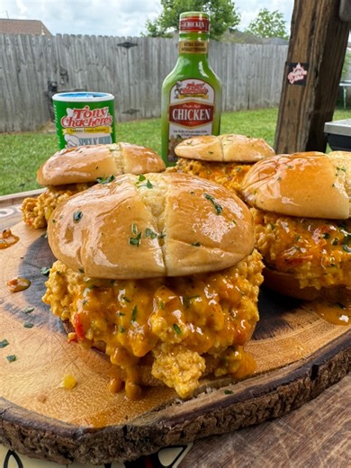 237K views · 7.8K reactions | Creamy Cajun Chicken Sloppy Joes!! | SouthernVibin | Facebook