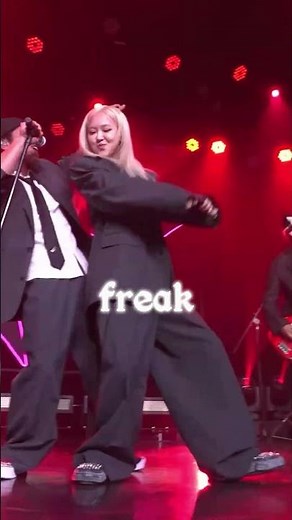 Rose and Bruno Mars sing APT live at MAMA Awards (Lyrics)