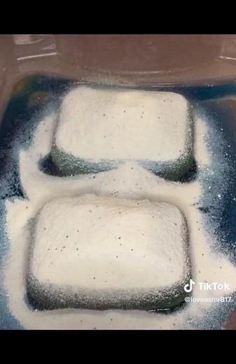 powderbombs🤍laundry powder & bleach powders vid by @Loveasmr817 #overload #cleantok_edits #pasty #sudsy #asmr #pastyclean #powderbombs🧼 #squeeze #pastysqueezes #handmixing #laundry #thickpaste #roma #foca #comet #ajax #homemadeoverload #powdersqueezes