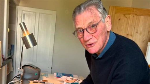 El actor británico Michael Palin, de los Monty Python, fue retenido durante siete horas en Venezuela