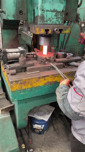 Induction Heating System Preparing Steel Billets for Industrial Forging #machine