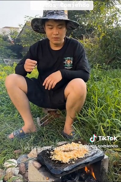 Chinos Comiendo on TikTok