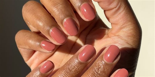 21 Short Nail Ideas for February Full of Simple, Sweet Romance