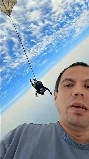 #lapizito se lanza de una avioneta en paracaídas