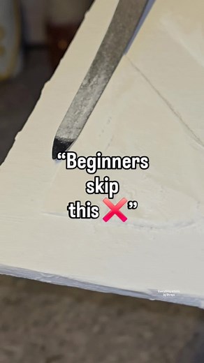“Save this before your next texture painting 🤍” “Most beginners ruin their texture art by skipping this step. Sanding base coat = professional finish.” #textureart #arttips #texturedpainting #minimalart #texturepaste