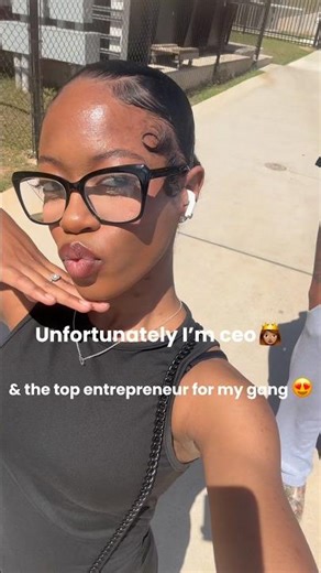 Yes that’s ME. Website link in bio. Copy and paste the link to your search bar and get your luxuries