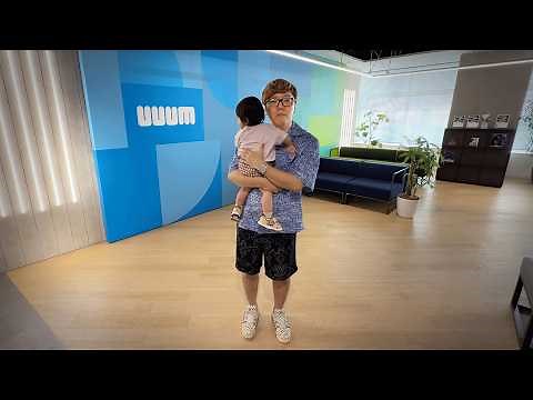 Hikakin's one-year-old daughter finally makes her debut