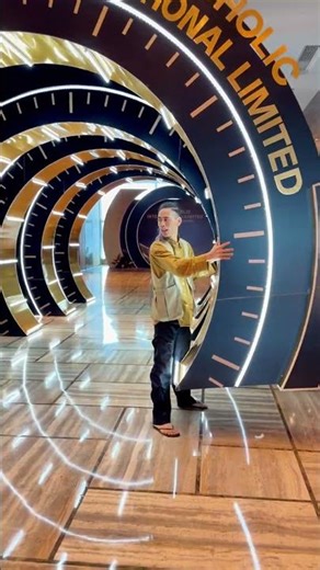 LIGHTWEIGHT & Portable! Building a Large Event Sign with KT Board