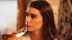 Aşk ve Mavi sezon finali yayınlandı Aşk ve Mavi 32. son yeni bölüm