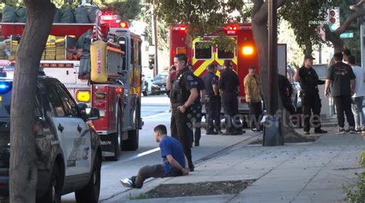 US, Los Angeles: Burbank High School Students Stabbed In Brawl