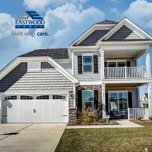 At Oldefield in Lexington, our homeowners choose from ranch-style, two- and three-story homes, all just minutes from Columbia, with the conveniences of the city but with a small-town pace. Enjoy the lake life on Lake Murray, or the sweet life in the gourmet and casual restaurants - plus so much more. | Eastwood Homes