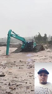 😨retro anfibia 😨 Opinen familia .??😮 #maquinariaamarilla #OPERADORESDEMAQUINARIAPESADA #retreros #bulldozer | Danilo Novoa