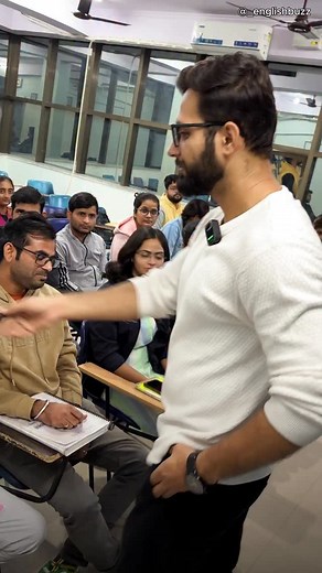 Strong vocabulary = strong communication 💬 Learn these must-know English words and upgrade your speaking instantly ⚡ Save this reel for revision 🔖 Comment the word you liked the most 👇 #englishbuzz #englishvocabulary #englishreels #learnenglish #spokenenglish #vocabularybuilder #englishdaily #englishlearningreel | English Buzz