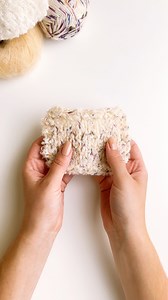 Colourful, soft and full of loops using DROPS Alpaca Boucle 0100, off white, DROPS Fabel 924, confetti cake and DROPS Kid-Silk 29, vanilla. The resulting combination is warm and fluffy, with a knitting tension of about 11 stitches = 10 cm using 9 mm needles, which is a perfect fit for patterns in Knitting tension group 9-11 stitches. Remember however that knitting tension varies from person to person and that the suggested needle size is only a guide. You can adjust the needle size to get a diff