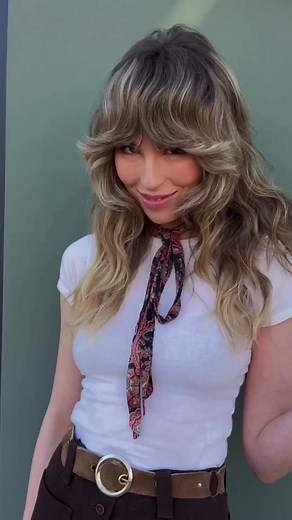 Hand-Styled Shag Haircut Tutorial | DIY Haircut Tips