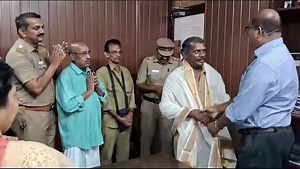 Sree Balaji ബസ്സിലെ സാരഥികളെ പാലക്കാട്‌ RTO ആദരിക്കുന്നു ❤️ | Shameer Palakkadan