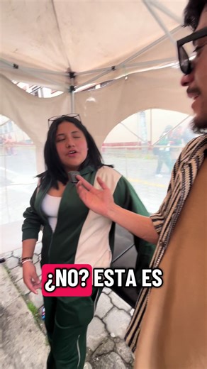 Trabajando con mucho respeto 🫡 #piercingsquito #tintaypintatattoo #colegiobenitojuarez #piercings