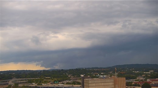 Timelapse video shows tornado-warned storm rotating over Knoxville