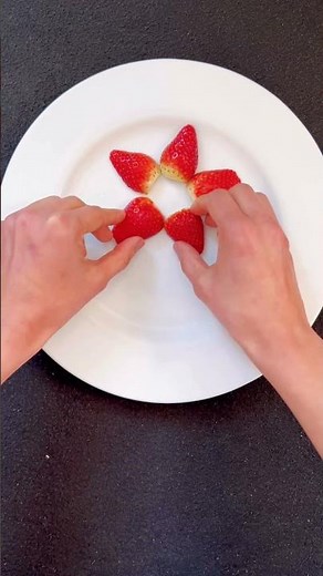 Strawberry flower| How to make flower from strawberry| Easy fruit carving | Strawberry carving