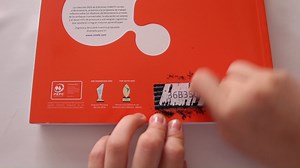 #ComprometidosConLaEducación Te mostramos como realizar el raspado del código de nuestros textos y tener los cuidados necesarios para evitar inconvenientes. 📌Recuerda que en el nivel Inicial el código lo encontrarás en la parte posterior del libro de Habilidades Comunicativas, y las demás áreas en la parte posterior del libro de Actividades. #Educación #ConocimientoQueSeComparte #Corefo #AprendoEnCasa #CorefoNet #BlinkLearning #ProyectosIntegrados | Ediciones Corefo