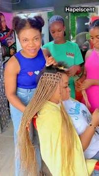 Let’s braid Knotless braids in mixed colors