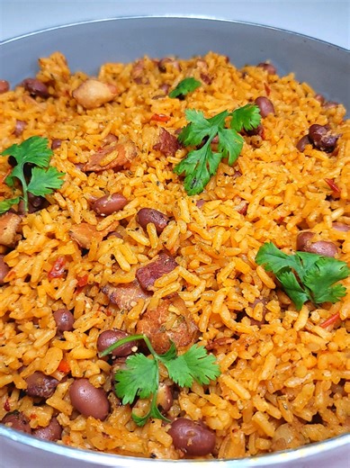Delicious Puerto Rican Red Beans & Rice Recipe