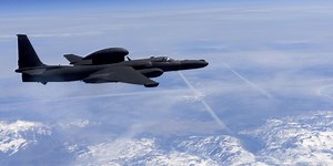 Why are U-2 jet pilots wearing Garmin satellite navigation smartwatches?