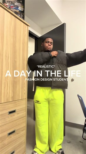 A DAY IN THE OF A FASHION DESIGN STUDENT THAT GO TO SCAD (FOLLOW @justmalachiii FOR MORE DAILY VIDEOS)