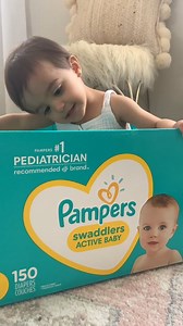 As soft and comfy as a big hug from mom 💛💛. Designed to keep your little one dry, the NEW #PampersSwaddlers are our softest, most absorbent diaper ever. Who's excited about the NEW #Swaddlers? Aussi douces et confortables qu'un câlin de maman 💛💛 . Parfaites pour garder votre petit au sec, les nouvelles couches #PampersSwaddlers sont plus douces et plus absorbantes que jamais. Qui se réjouit de les découvrir? #PampersCanada #PampersDiapers #BestDiapers #PampersSwaddlers #SwaddlersDiapers #Bab