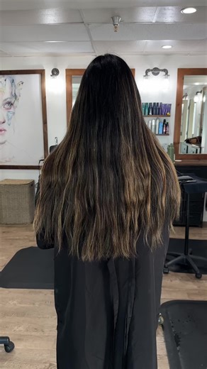 From heavy   flat ➝ soft, airy movement ✨ If you’ve got long hair with no layers and want that gorgeous soft feathered look, this transformation is for you 😍 I specialize in bouncy blowouts   custom face-framing layers here in the San Fernando Valley. Ready for movement, volume, and that effortless flip? Now booking new and returning clients. #layershaircut #sfvhairstylist #sfvhair #longlayers #softlonglayers