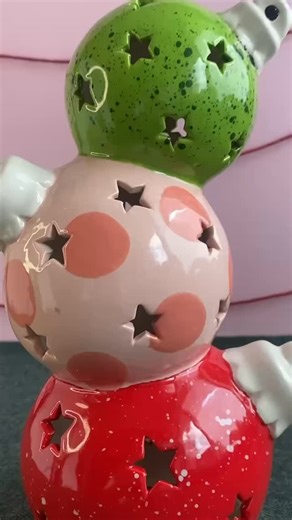 Paint your own lantern and let it shine all season long ✨🎅🏼 Visit the studio to start your masterpiece! #exploreorlando #orlandofl #orlandomoms #diygiftideas #holidaydecor #paintwithme | All Fired Up