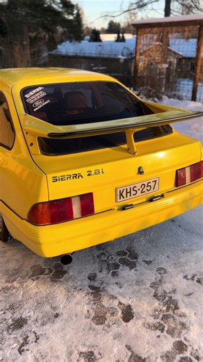 Exploring the Ford Sierra XR4 Cosworth: A Classic Review