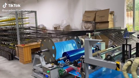 Carbon Fiber Plate Production Line Professional carbon fiber workshop, strict quality control, stable mass production, support customization. #CarbonFiber #CarbonFiberPlate #CarbonFiberFactory #CustomCarbonFiber