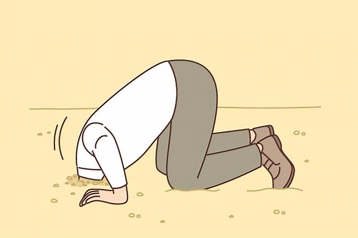A Psychologist Explains How The ‘Ostrich Effect’ Traps You In Ignorance