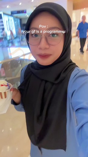 From Monday to Sunday: Embracing the Coding Life with my Laptop