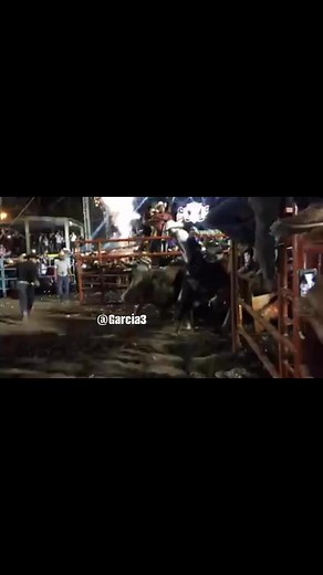 Suarez Alfredo vs #Rielero Rancho Alegre Bucking Bulls #memories2020 #JetzdelJaripeo | Antonio Garcia