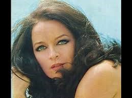 Lisa Gastoni - Testo delle canzoni: Una stanza vuota