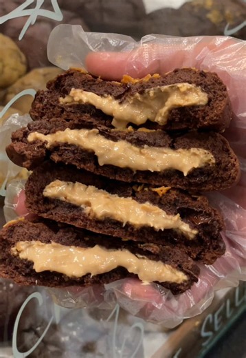 Hazelnut Crunch Cookie Recipe: Chocolatey Crunch Cookies