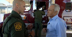 Human smuggling across the southern border (2018) | 60 Minutes Archive