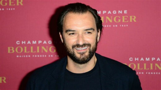 Une nouvelle coupe de cheveux pour Cyril Lignac : ça décoiffe ! (PHOTO) - Télé 2 Semaines