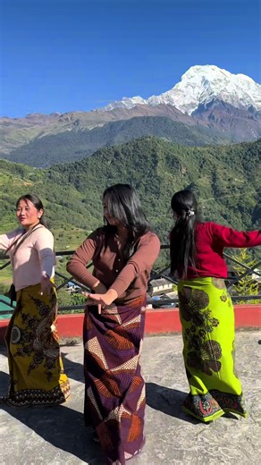 Lungi Wali Dance: Join the Fun with Magar Ni Team!