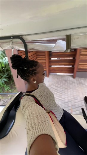 Part 1| Little Vlog, GRWM for the Gym💓 Products used: Eyebrow pencil: @marcellecosmetics Concealer &setting spray: @HerMajesty Cosmetics ✨ Setting powder: @Maybelline New York PH Moisturizer: @Cetaphil Canada Toner: @SKIN1004 US Black Soap: @Walmart Canada #creatorsearchinsights #ugccreator #minivlog #grwm #gym