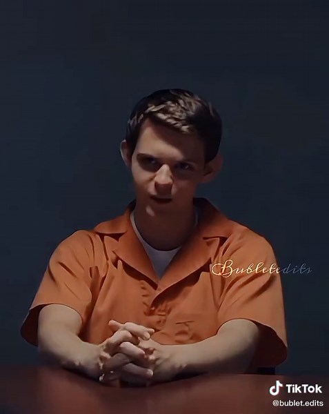 Robbie Kay: Edits y Noticias de Peter Pan 2024