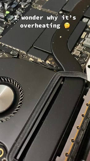 2019 MacBook Pro was overheating and thermal throttling 🤦🏼‍♂️ #dustybunny #macbook #macbookpro #fyp #fypシ #viral #cleanyourpc #inteli9 #apple