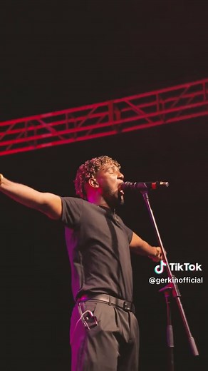 Yo me rindo a él - canción de alabanza Barak (original)
